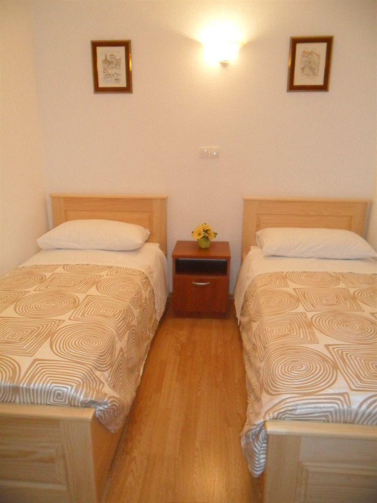 Villa Ruzica Трогир Екстериор снимка